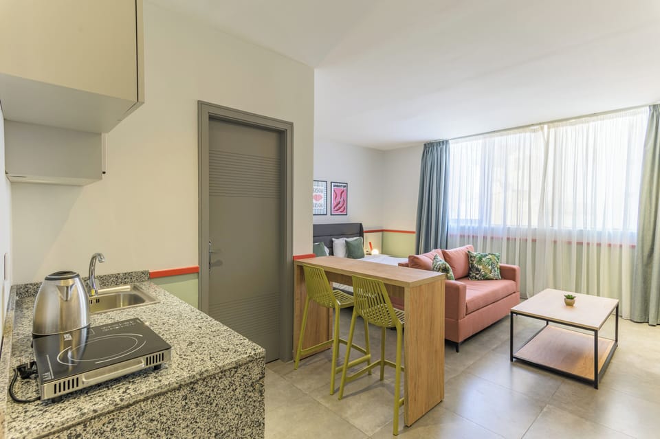 Private kitchenette
