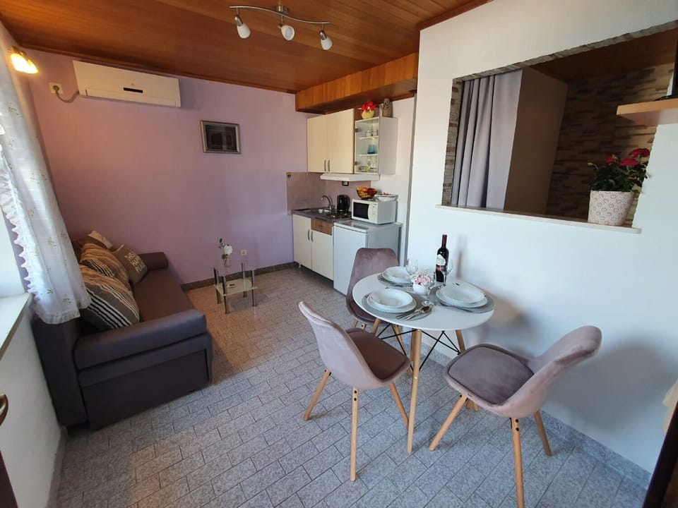 Apartment (A2) | Living room | Smart TV, Netflix