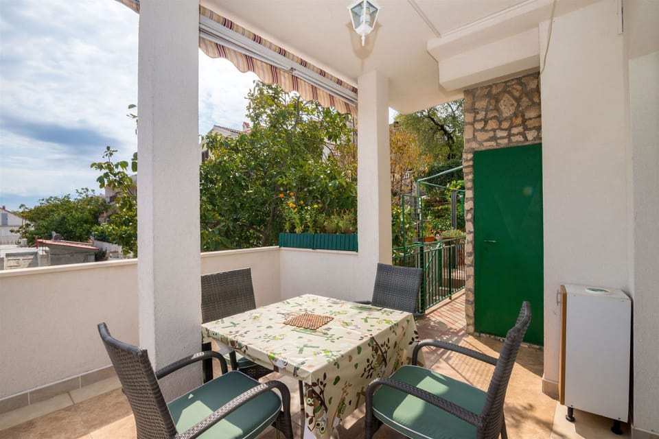 Apartment (A1) | Balcony