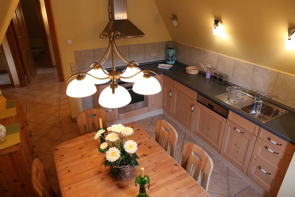 Apartment, Private Bathroom | Shared kitchen | Highchair
