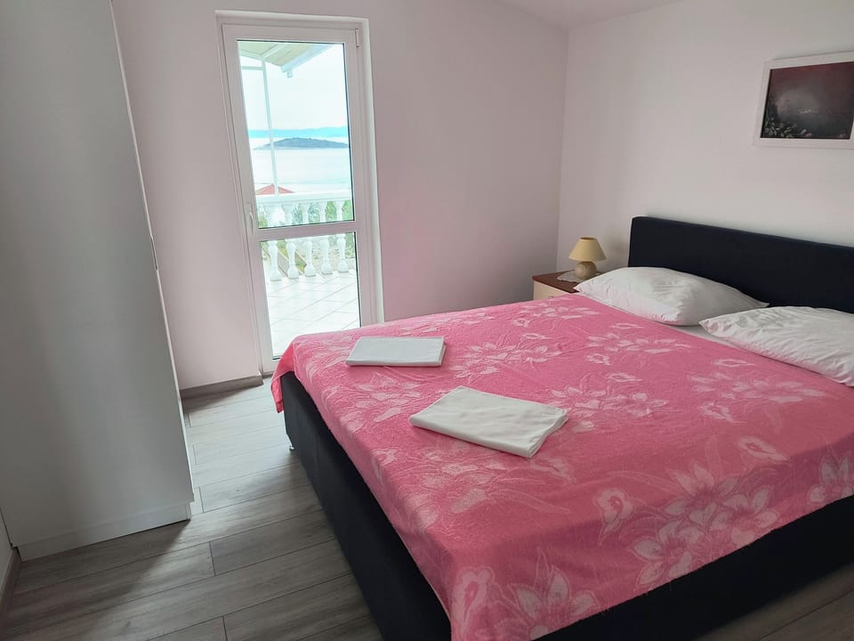 Apartment (A1) | Iron/ironing board, free WiFi