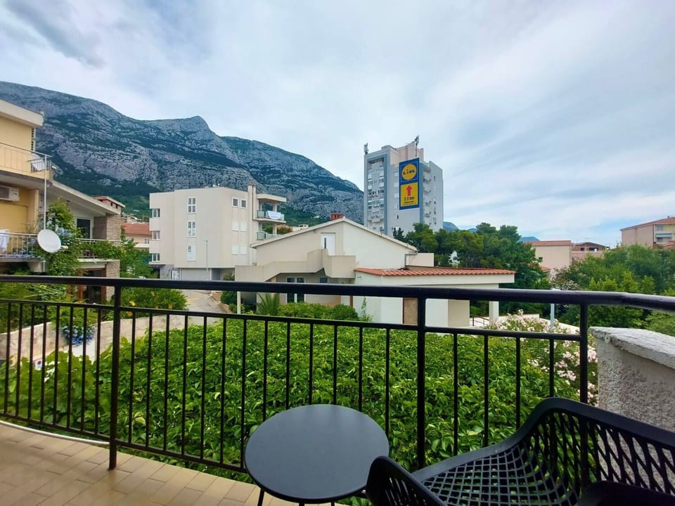 Apartment (A1) | Balcony
