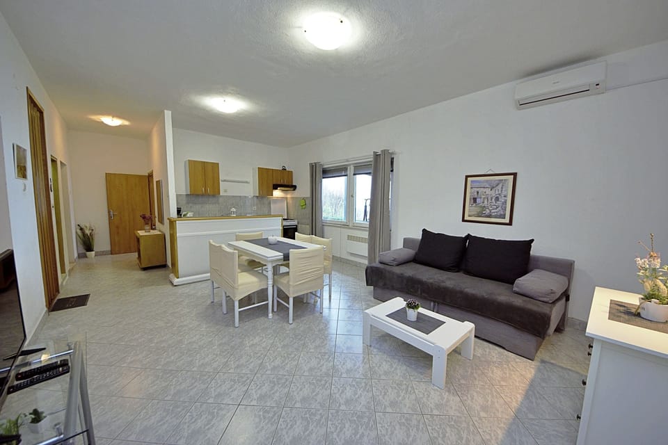 Apartment (A1) | Living room