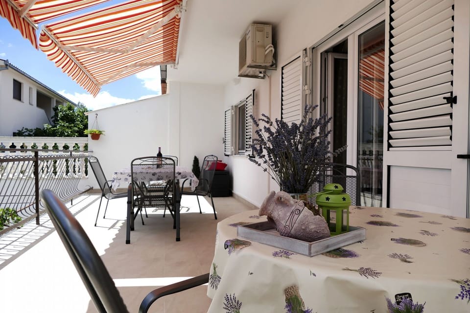 Apartment (A1) | Terrace/patio
