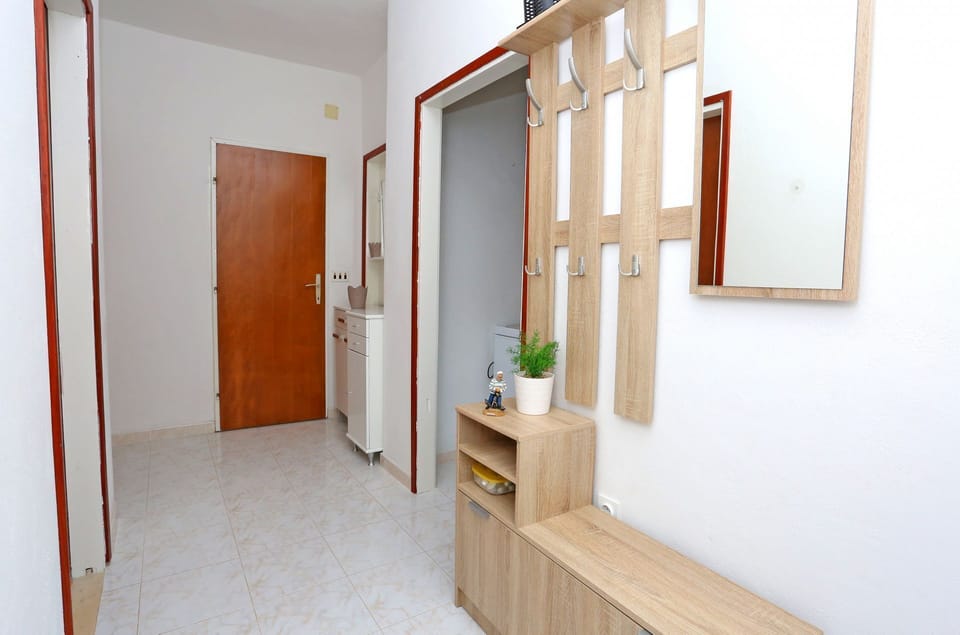 Apartment (A1) | Hallway