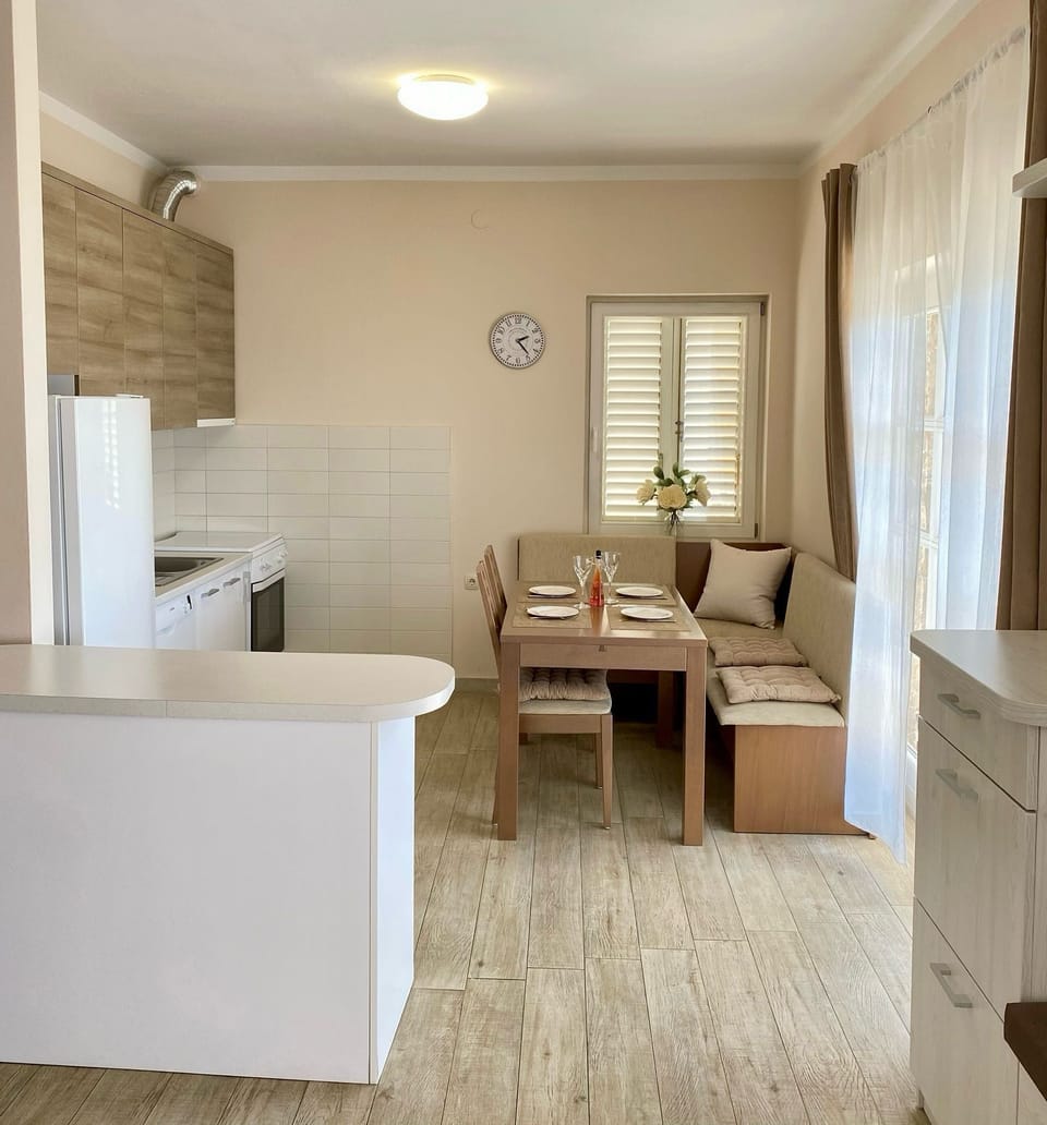 Apartment (A2) | Private kitchen