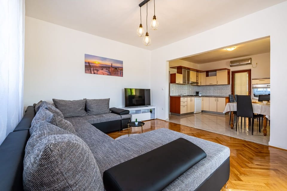 Apartment (A1) | Living room
