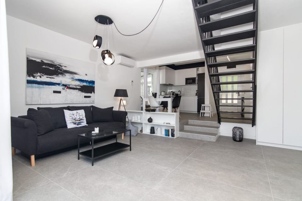House | Living room