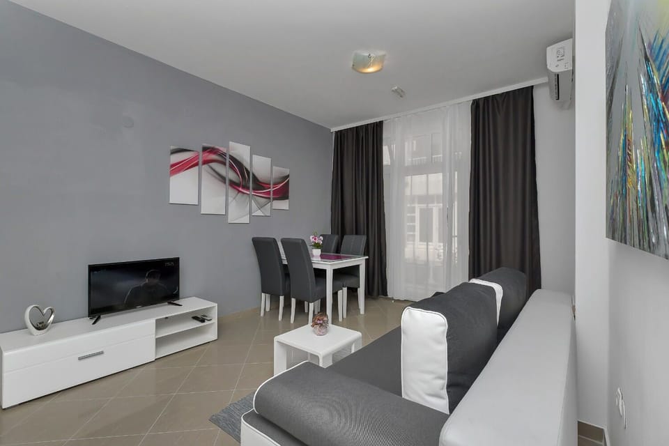 Apartment (A1) | Living room