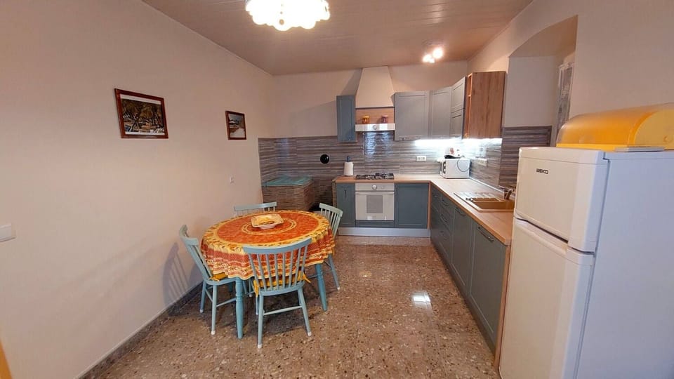 Apartment (A1) | Private kitchen | Espresso maker, fridge, microwave, oven