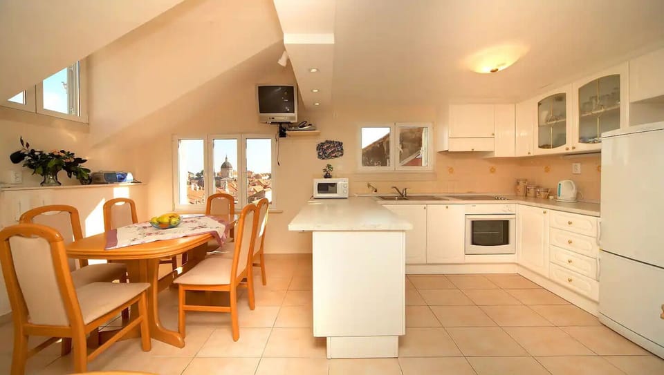 House | Private kitchen