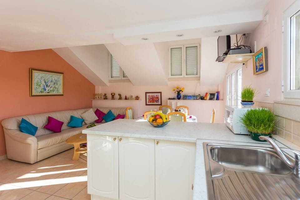 House | Living room