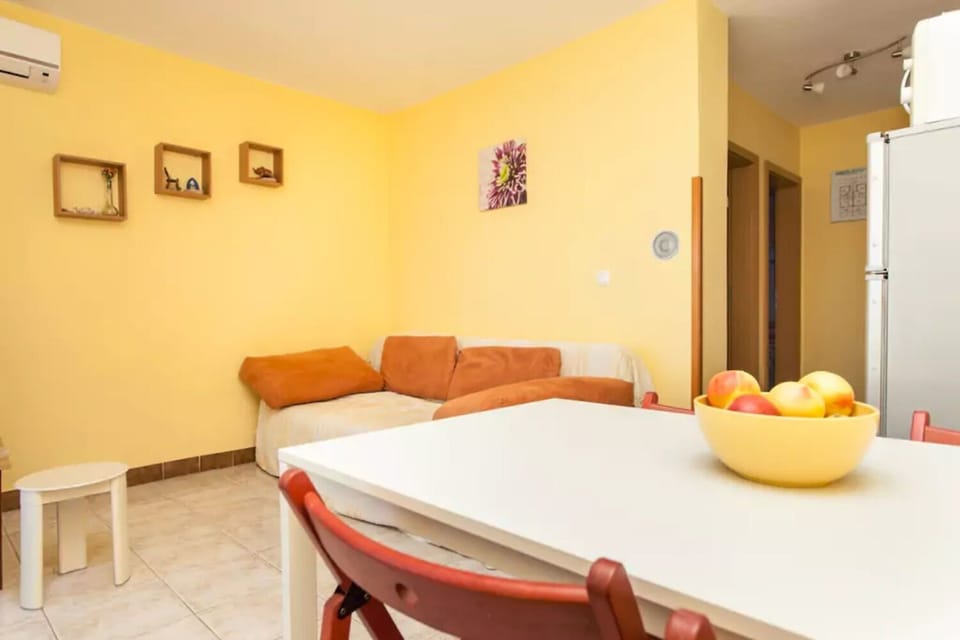 Apartment (A1) | Living room