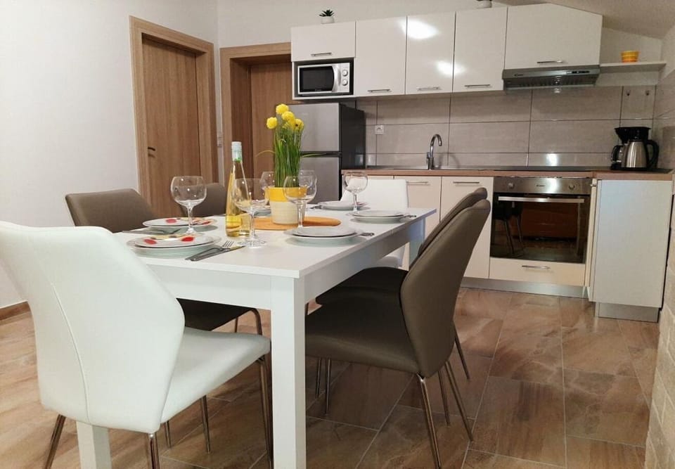 Apartment (A1) | Private kitchen