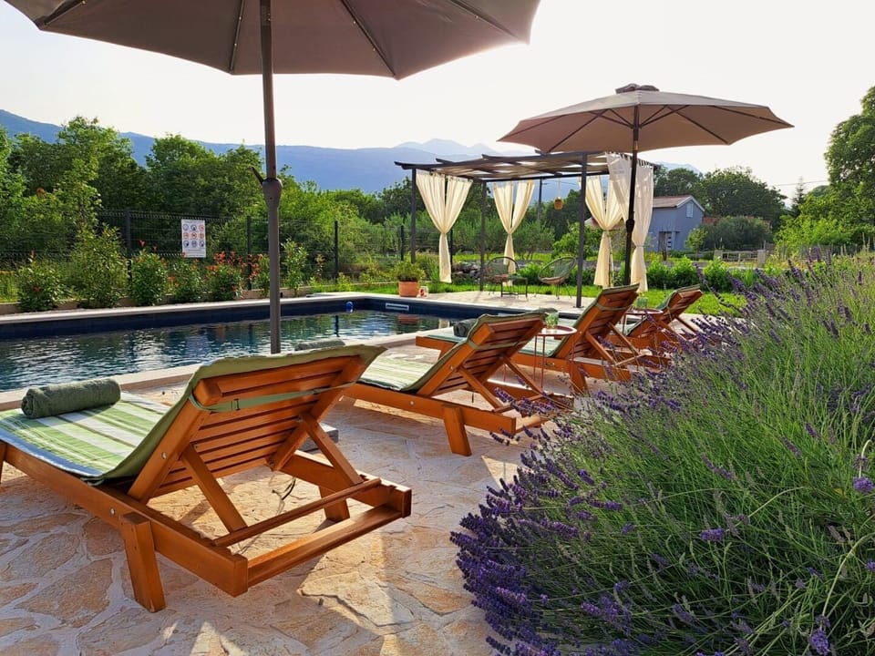 Villa | Outdoor pool | Outdoor pool, pool umbrellas, sun loungers