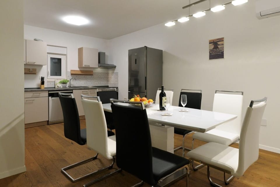 Apartment (A1) | Living room