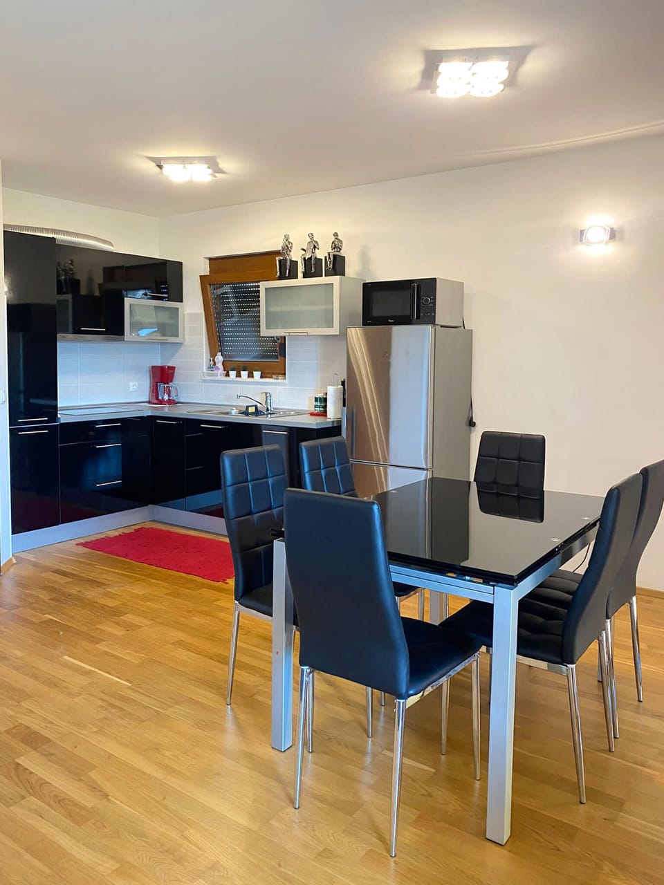 House | Dining