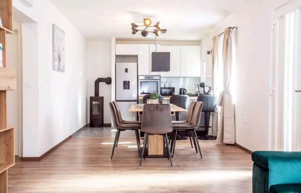 Apartment (A1) | Private kitchen | Espresso maker, fridge, microwave, oven
