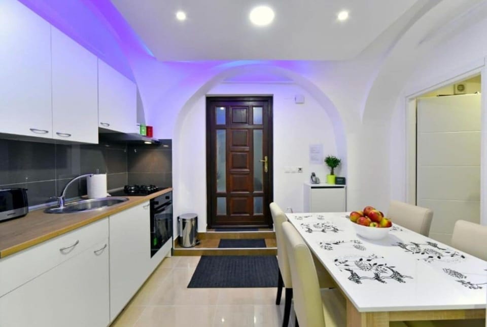 Studio (A1) | Private kitchen