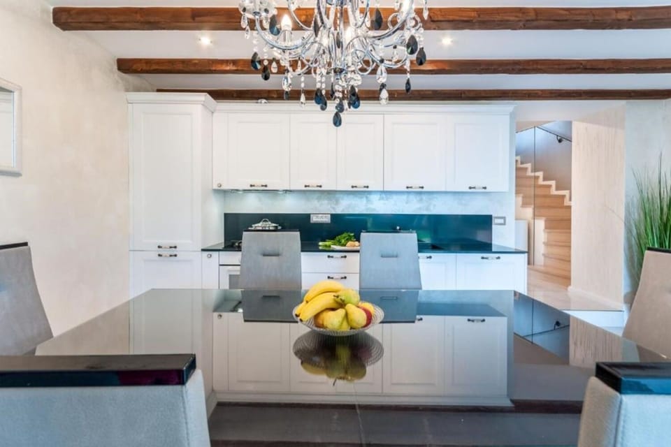 House | Private kitchen | Fridge, oven, stovetop, dishwasher