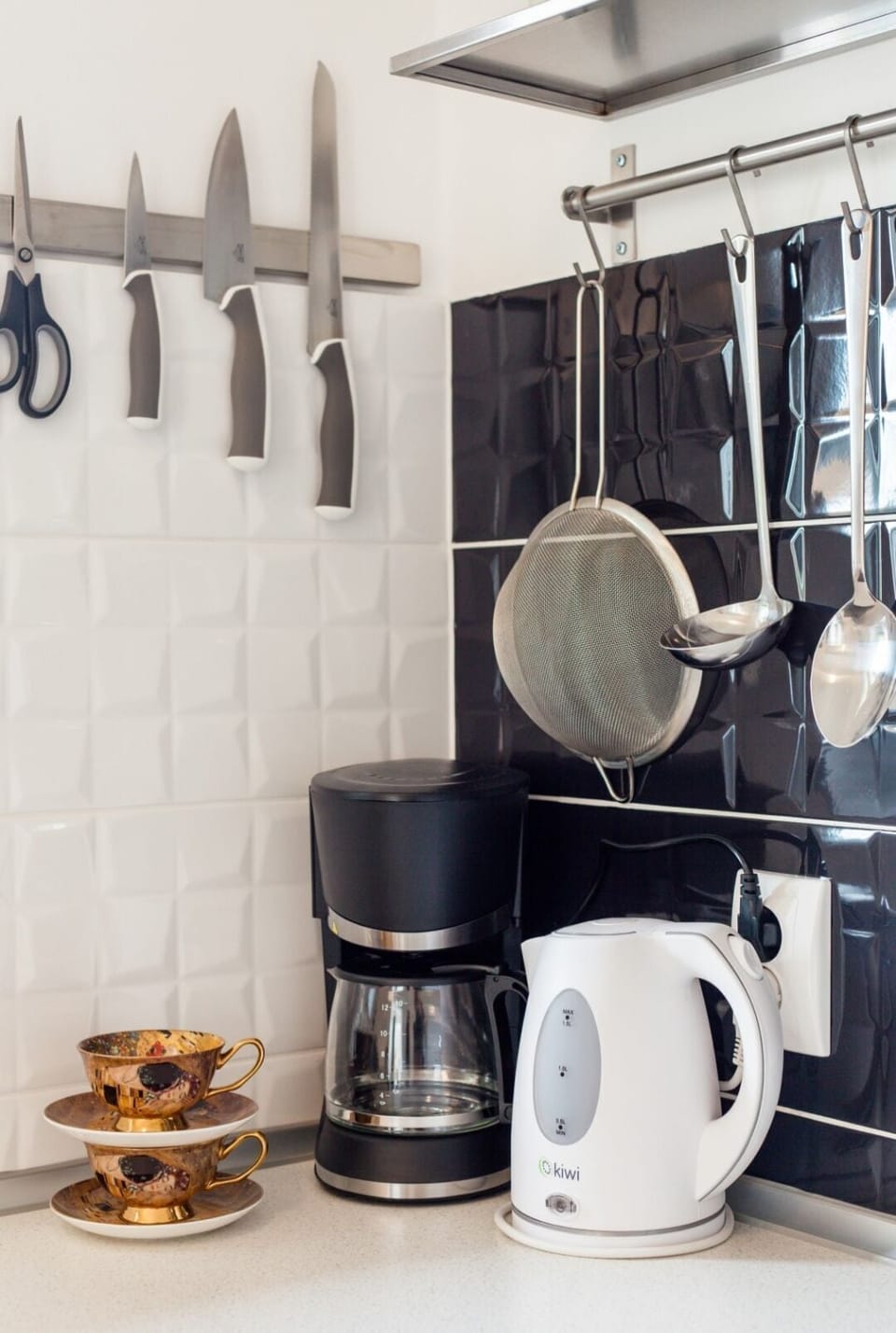 House | Private kitchen | Fridge, oven, stovetop, espresso maker