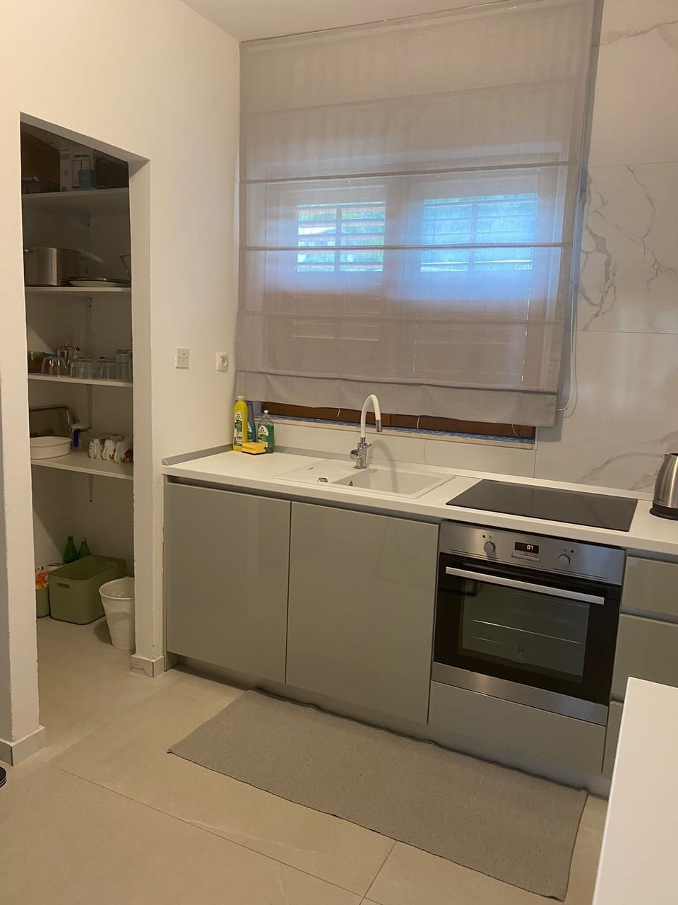 House | Private kitchen | Fridge, oven, stovetop, dishwasher
