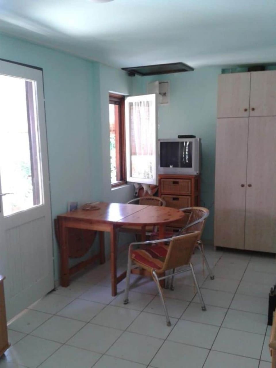 House | Dining