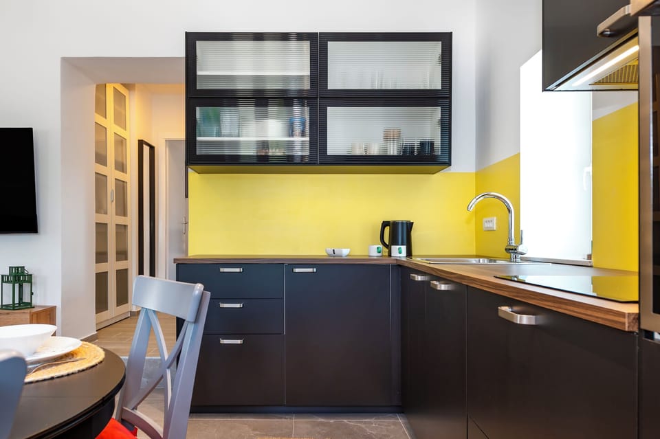 House | Private kitchen | Fridge, oven, stovetop, dishwasher