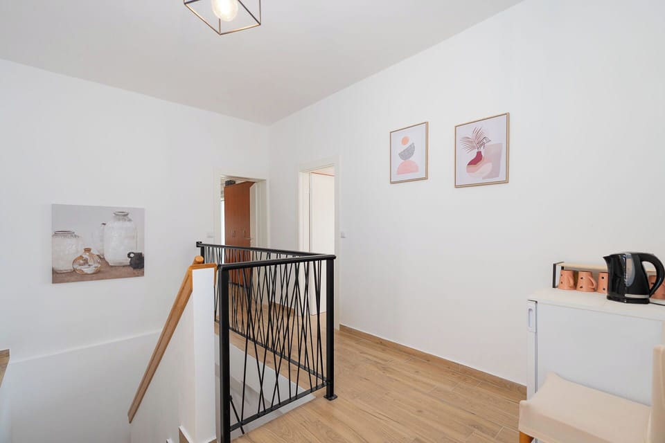 House | Hallway