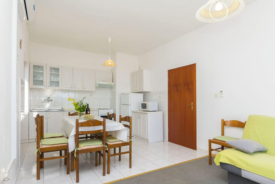 Apartment (A1) | Living room