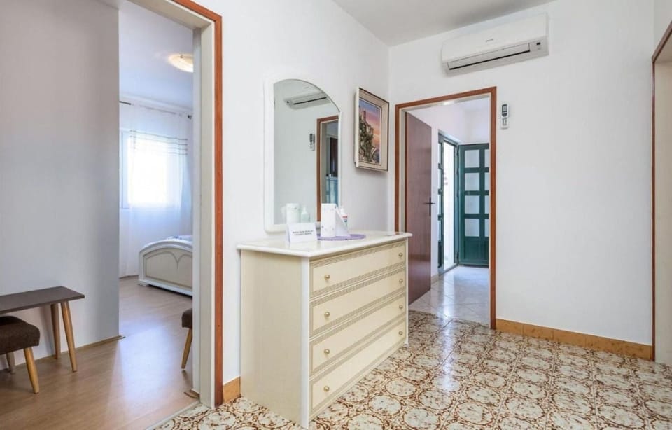 Apartment (A1) | Hallway
