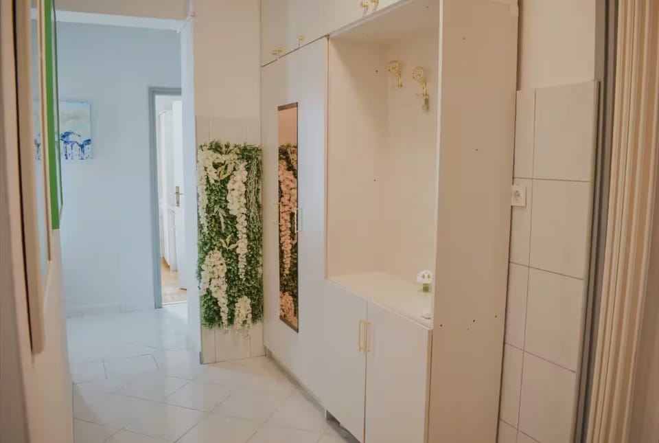 House | Hallway
