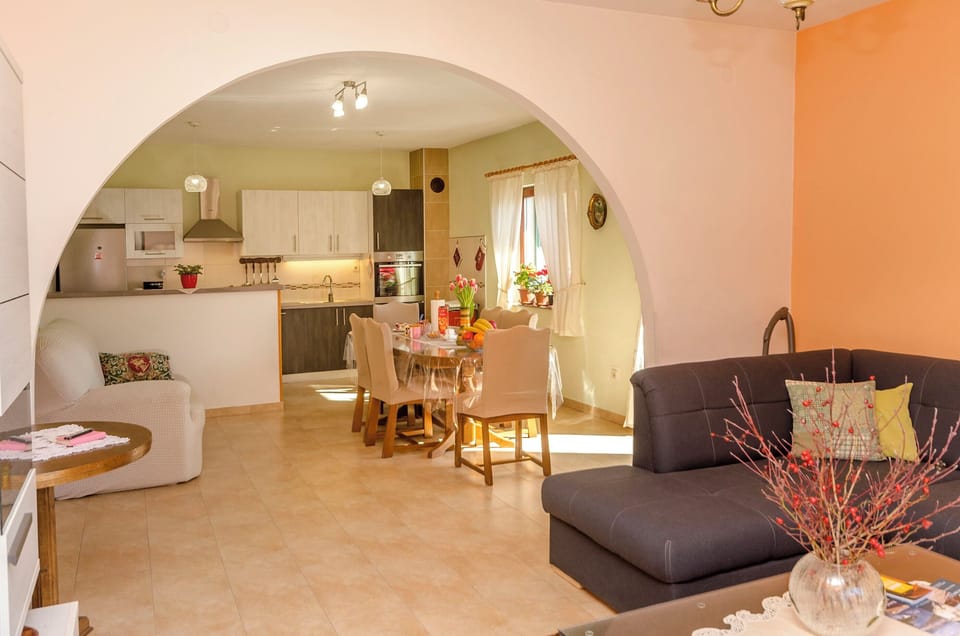 Apartment (A1) | Living room