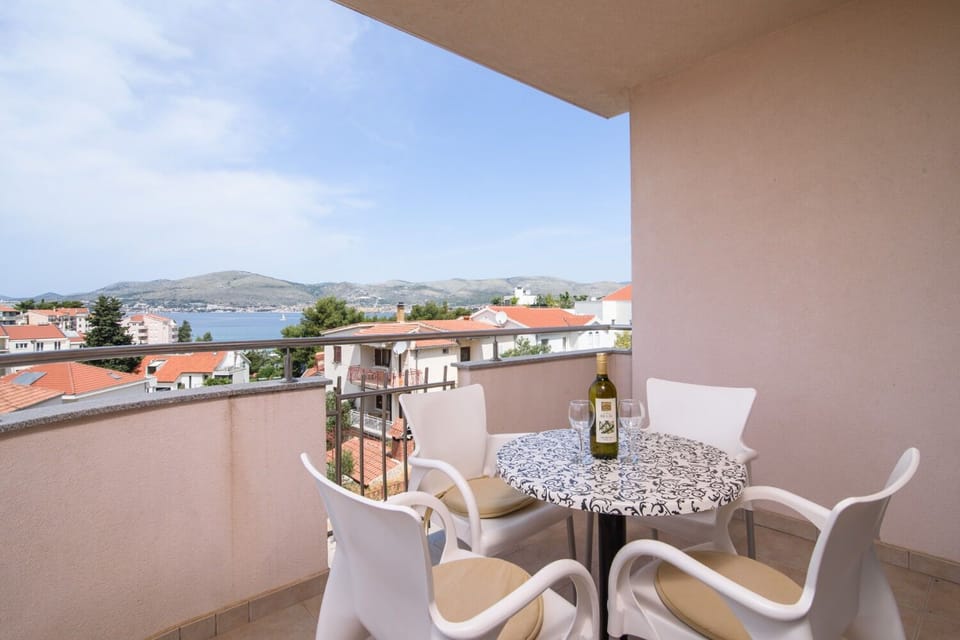 Apartment (A1) | Terrace/patio