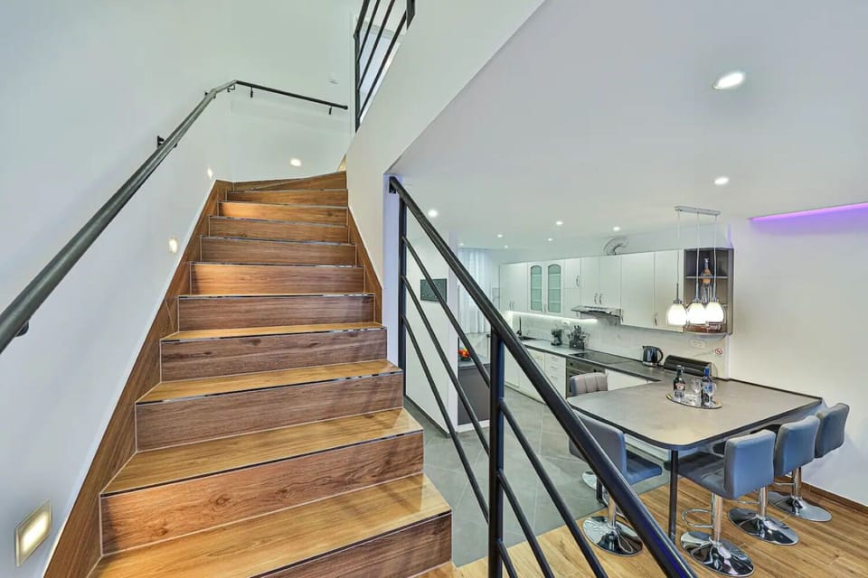 Apartment (A1) | Staircase