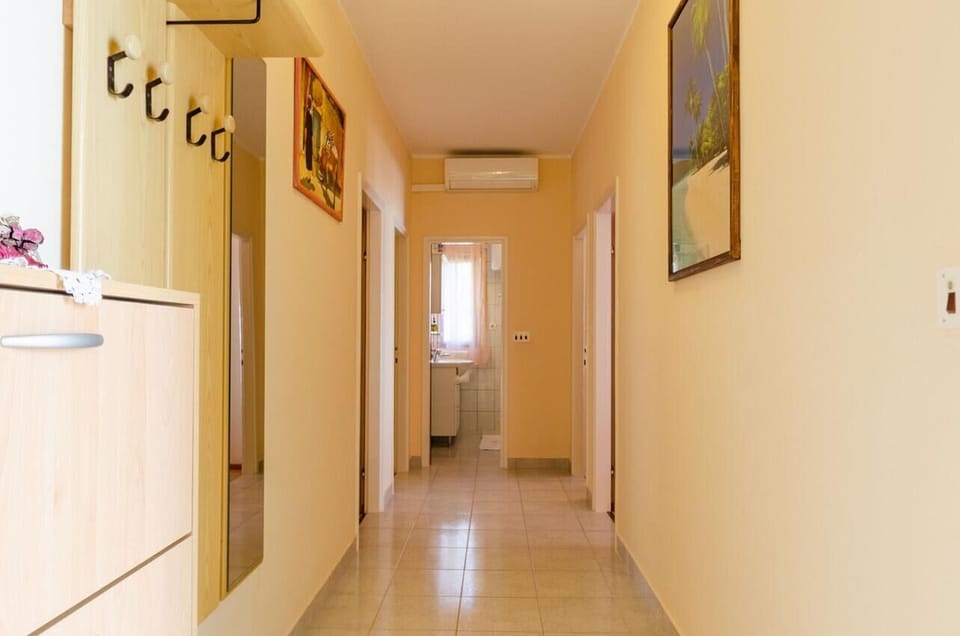 House | Hallway