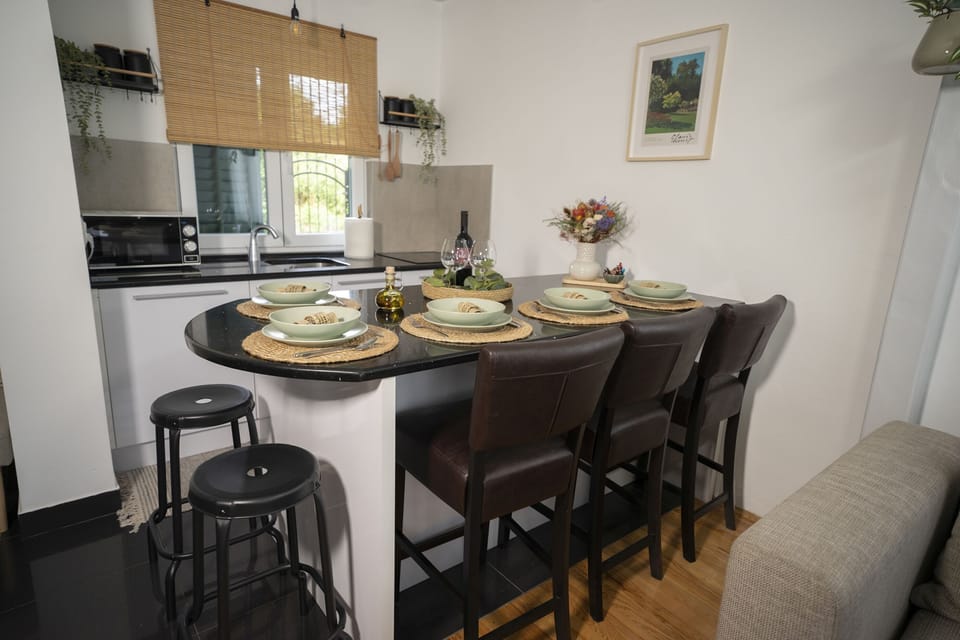 House | Dining