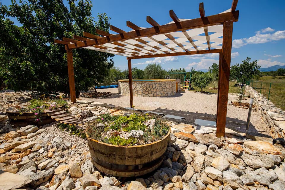 House | Courtyard