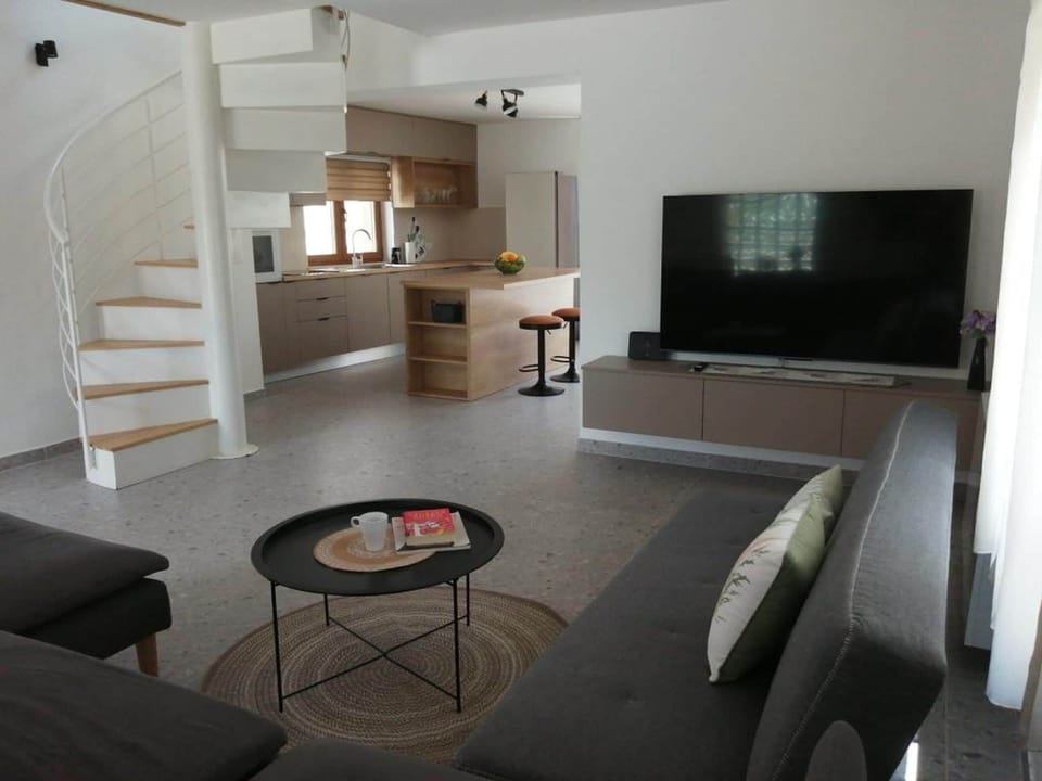 House | Living room
