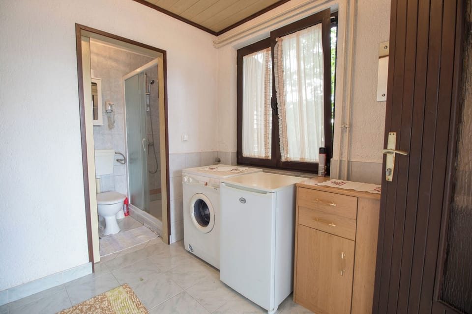 Apartment Elza Apartment in Primorje-Gorski Kotar County