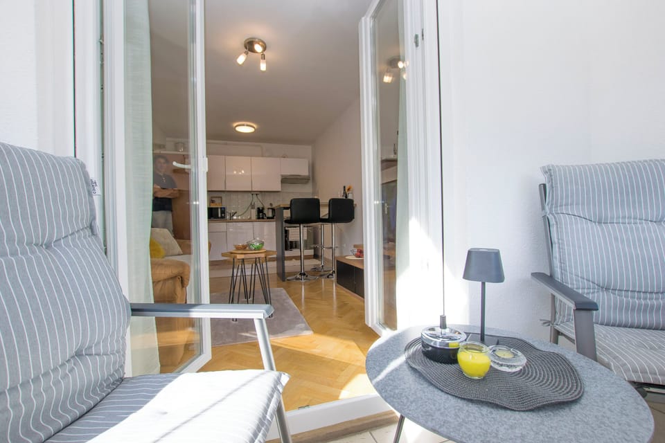 Apartment (A1) | Balcony