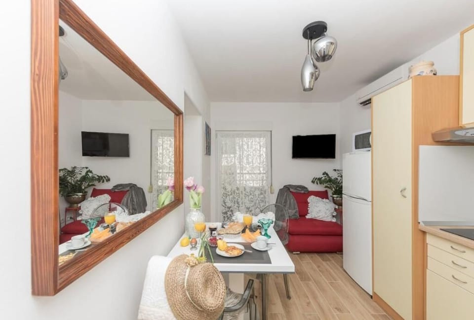 Apartment (A1) | Living room
