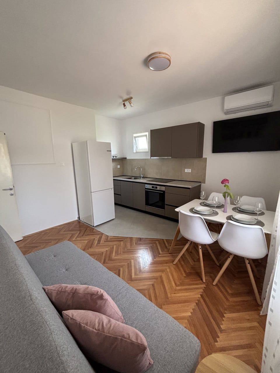 Apartment (A1) | Living room | Smart TV, streaming services