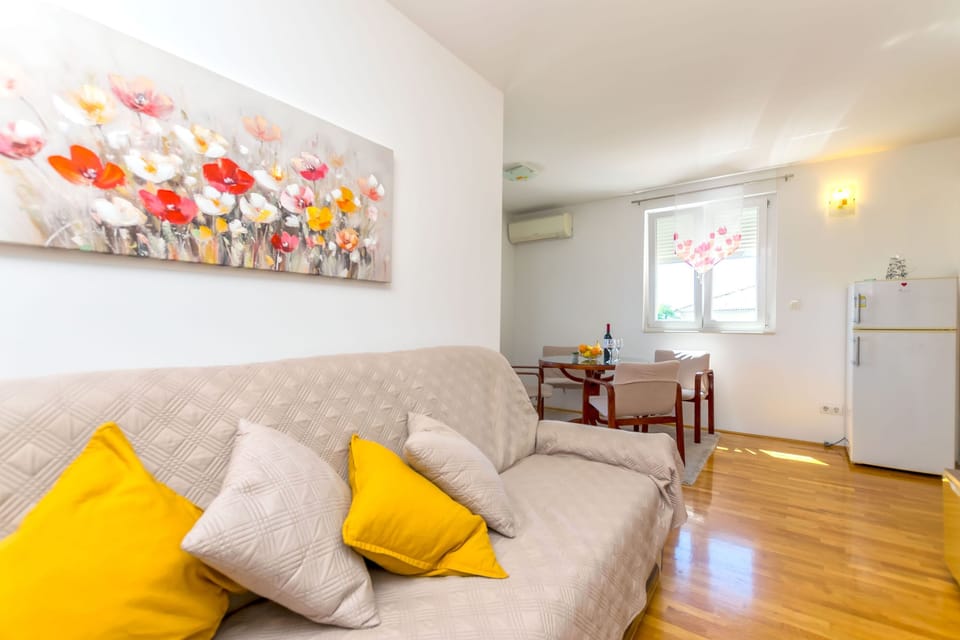 Apartment (A1) | Living room | Smart TV, Netflix