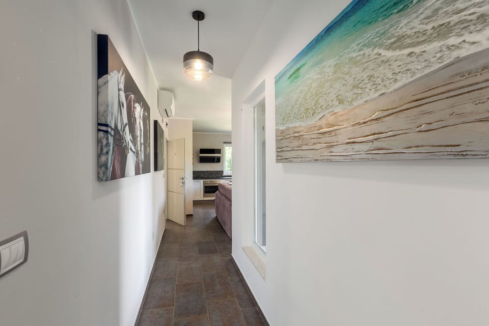 House | Hallway