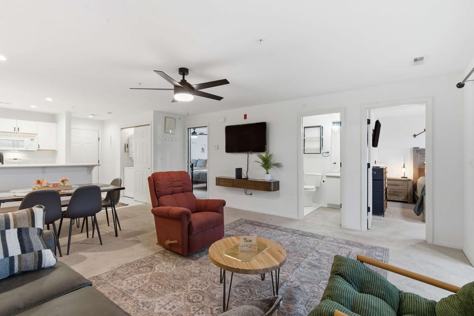 Condo, Multiple Beds, Balcony (Modern Fishing Lodge) | Living area