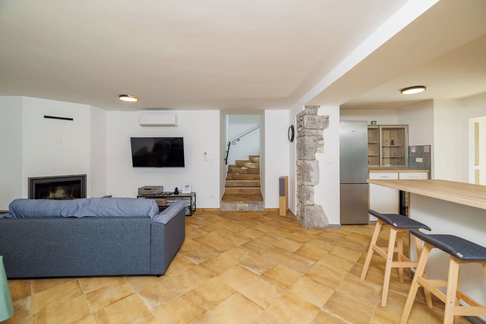 House | Living room