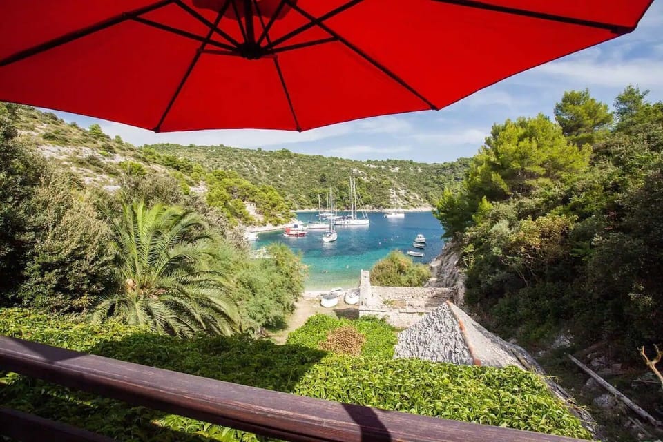 House | Water view