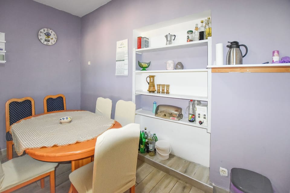 House | Dining