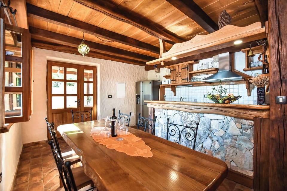 House | Private kitchen | Fridge, oven, stovetop, dishwasher
